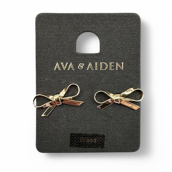 Ava and Aiden Brass Stud Earrings Tiny Bows New on Card - Picture 2 of 3